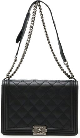 Chanel Matelasse Leather Shoulder Bag (Pre-Owned)