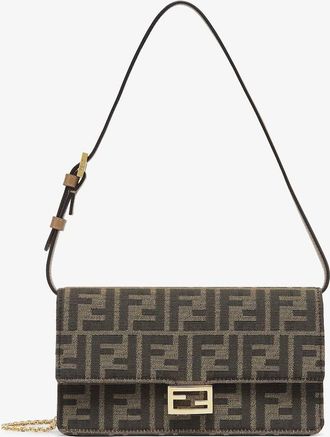 Fendi Baguette Wallet With Chain