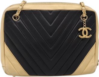 Chanel Camera Chevron Lambskin Beige Leather Handbag (Pre-Owned)