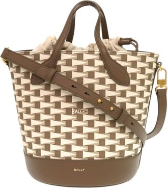 Bally Leather Shoulder Bag (Pre-Owned)