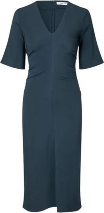 Sams&oslash;e & Sams&oslash;e Aansluitende Midi Jurk met V-Hals - Dames - Casual kleedjes - Blauw - XS - Kleedjes