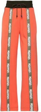 Mr & Mrs Italy BOTTOMWEAR - Trousers sur YOOX.COM