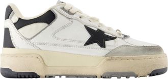 Golden Goose Forty2 Sneakers - Golden Goose Deluxe Brand - Leather - White