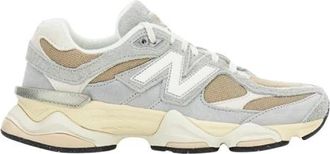 New Balance 9060 Sneaker - Heren - Sneakers - Grijs - 45 1/2 EU - Su&egrave;de - Schoenen