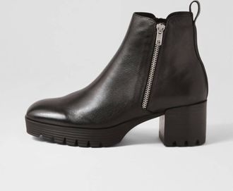Django & Juliette Womens Dinis Leather Boot In Black Leather