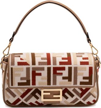 Fendi Borsa a spalla Baguette media con motivo FF - Toni neutri