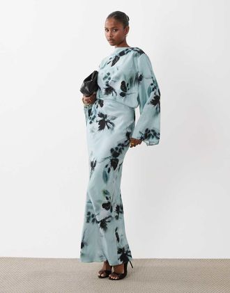Asos Vestito lungo taglio sbieco a maniche lunghe raccolto in vita blu a fiori sfocati-Multi