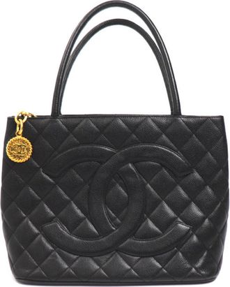 Chanel Black Grained Calfskin Tote Bag (Pre-Owned)