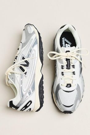 New Balance 204L Sneakers