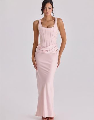 House of CB Kira - Vestito lungo raccolto in raso rosa cipria