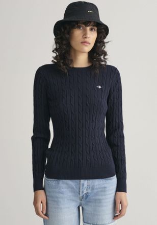 GANT Strickpullover »STRETCH COTTON CABLE C-NECK« mit Logostickerei auf der Brust