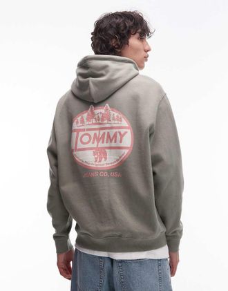 Tommy Jeans Felpa con cappuccio verde salvia con grafica circolare sul retro