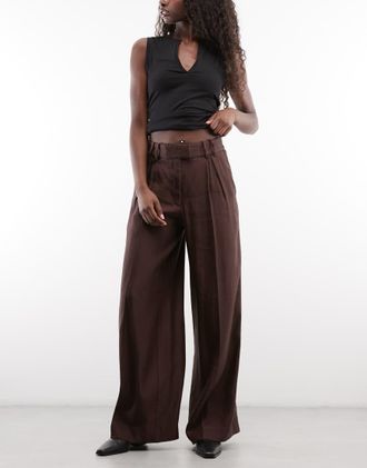 AllSaints Charley co-ord pantaloni sartoriali in misto lino marrone cioccolato-Rosso