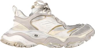 Balenciaga Balenciaga Cargo Versleten Sneakers in Witte Polyester