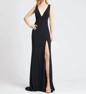 Mac Duggal Sleeveless V Neck Jersey Evening Gown In Midnight Blue