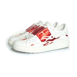 Valentino Pre-owned Womens Garavani Calfskin flame rockstud open sneakers - White Leather - Size EU 35