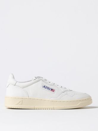 Autry Medalist Low Sneakers in Calfskin with Perforated Toe