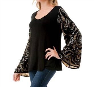 Vava Lisa Bell Sleeve Top In Black Taupe