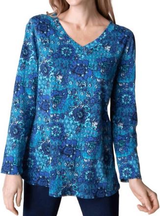 Habitat Cozy French Floral V-Neck Tunic In Sapphire