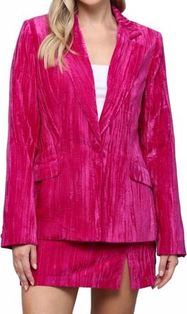 Fate Crinkle Velvet Blazer In Hot Pink