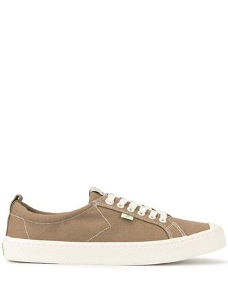 Cariuma OCA low-top canvas sneakers - Green