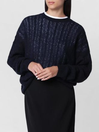 Lisa Yang jumper