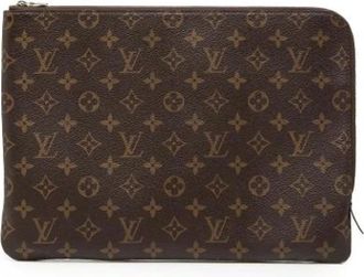 Louis Vuitton Pre-owned Clutches, female, Brown, Size: ONE SIZE Pre-owned Etui Voyage MM