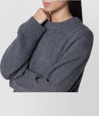 Lisa Yang jumper