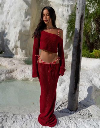 Aria Cove Gonna lunga da mare bordeaux traforata alluncinetto allacciata in vita in coordinato-Rosso