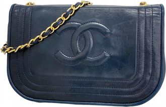 Chanel Leather Shoulder Bag (Pre-Owned)