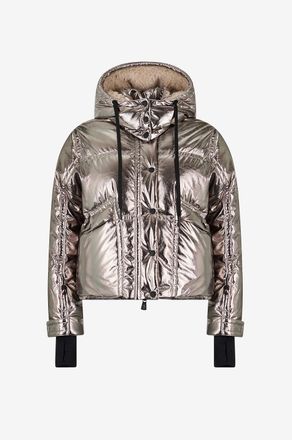 Moncler Kurze Kapuzendaunenjacke aus metallisiertem Technikgewebe Celaque
