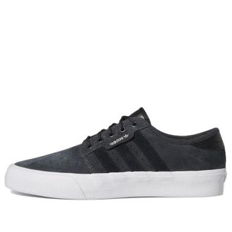 adidas Seeley XT Carbon Black GX2075