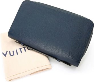 Louis Vuitton Taiga Navy Blue Taiga Leather Long Wallet (Bi-Fold) (Pre-Owned)