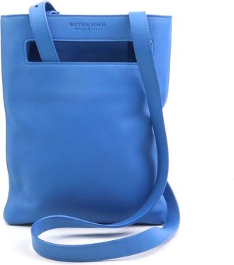 Bottega Veneta Blue Leather Shoulder Bag (Pre-Owned)