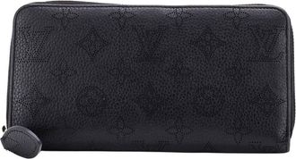 Louis Vuitton Black Mahina Leather Zippy Wallet (Authentic Pre-Loved)