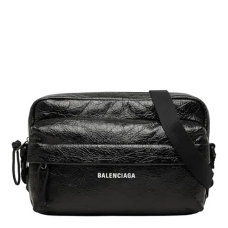 Balenciaga Black Leather Shoulder Bag (Pre-Owned)