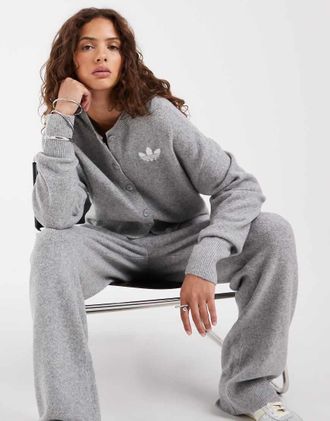 adidas Originals cardigan lavorato a maglia grigio