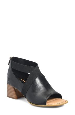 B&oslash;rn Searing Stacked Heel Sandal in Black Leather at Nordstrom, Size 10