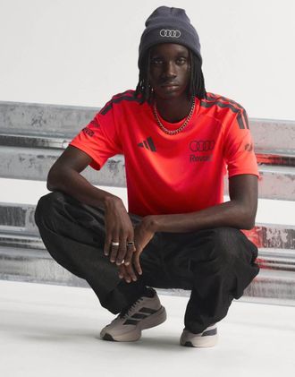adidas adidas Performance - Audi Formula One Team - T-shirt con stampa rossa-Arancione