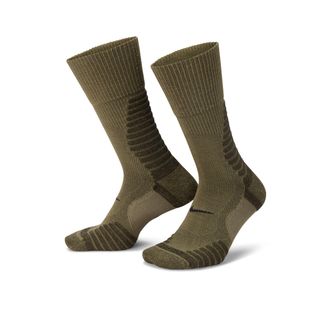 Nike Unisex Outdoor Cushioned Crew Socks (1 Pair) in Green | FD8472-222