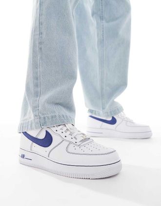 Nike Air force 1 07 LV8 - Sneakers bianche e blu-Bianco
