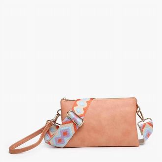 Jen & Co. Izzy Crossbody With Adjustable Guitar Strap In Melon