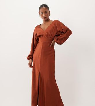 Forever New vestito maxi in raso con scollo a V, maniche a pipistrello e spacco frontale, ruggine-Arancione
