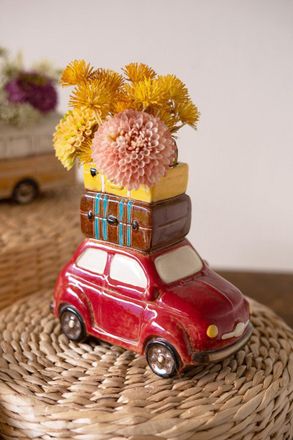 Kalalou Ceramic Car With Luggage Planter