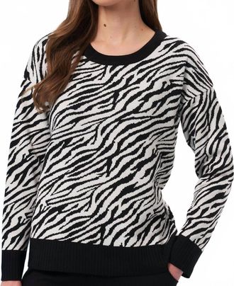 French Kyss Zebra Print Scoop Neck Top In Black/white