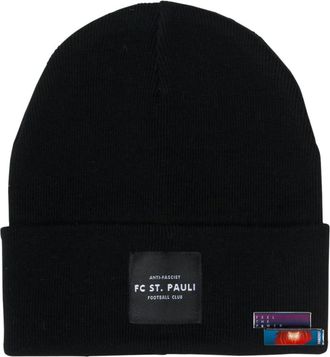 FC St. Pauli Beanie Hat with Anti-Print + 2 x Fanergy Grape Sugar, black, One Size