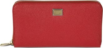 Dolce & Gabbana logo-plaque leather zip-around wallet - women - Calf Leather - One Size - Red
