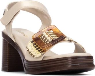 Refresh Womens Mid Heel Strap Sandals In Beige