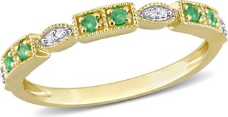Mimi & Max Womens 1/8ct TGW Emerald and Diamond Accent Semi-Eternity Ring in 10k Yellow Gold