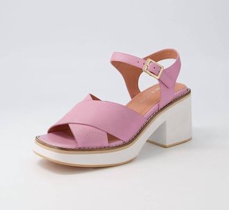 Django & Juliette Womens Jemi Leather Sandals In Pretty Pink